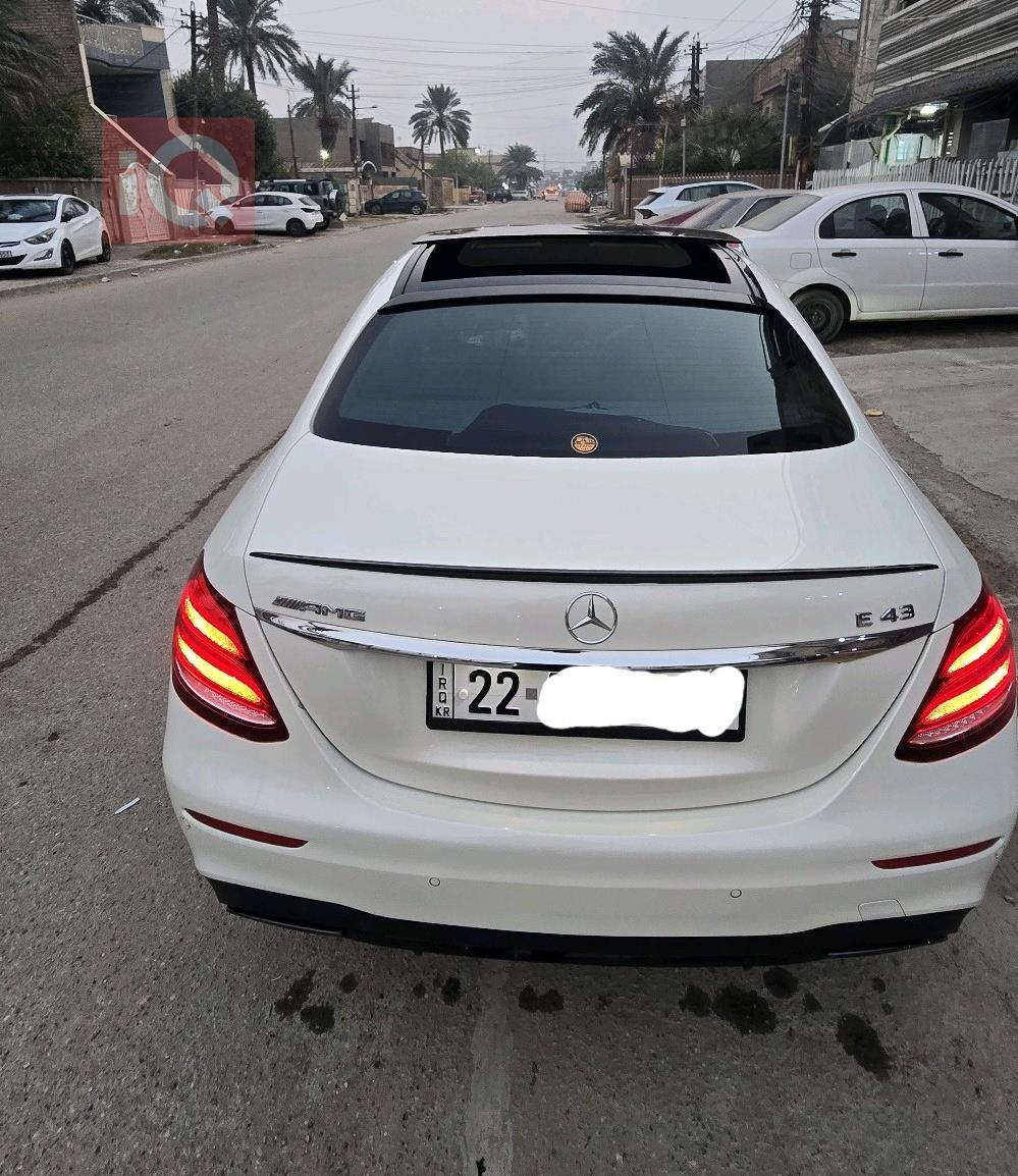مرسيدس بنز E-Class